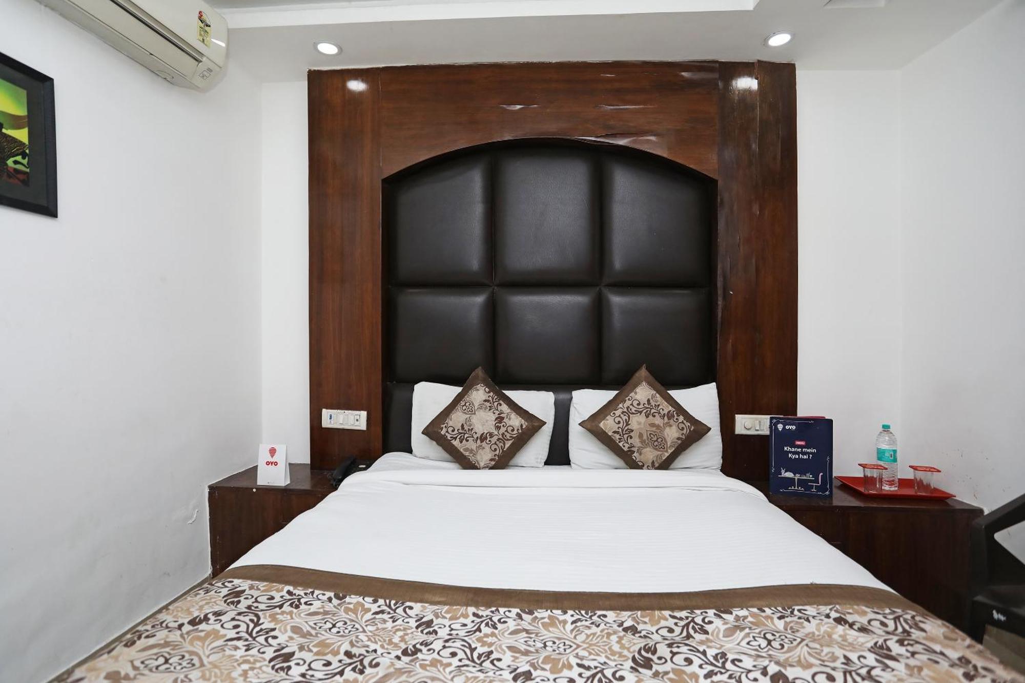 OYO 8933 Hotel CG International Neu-Delhi Exterior foto