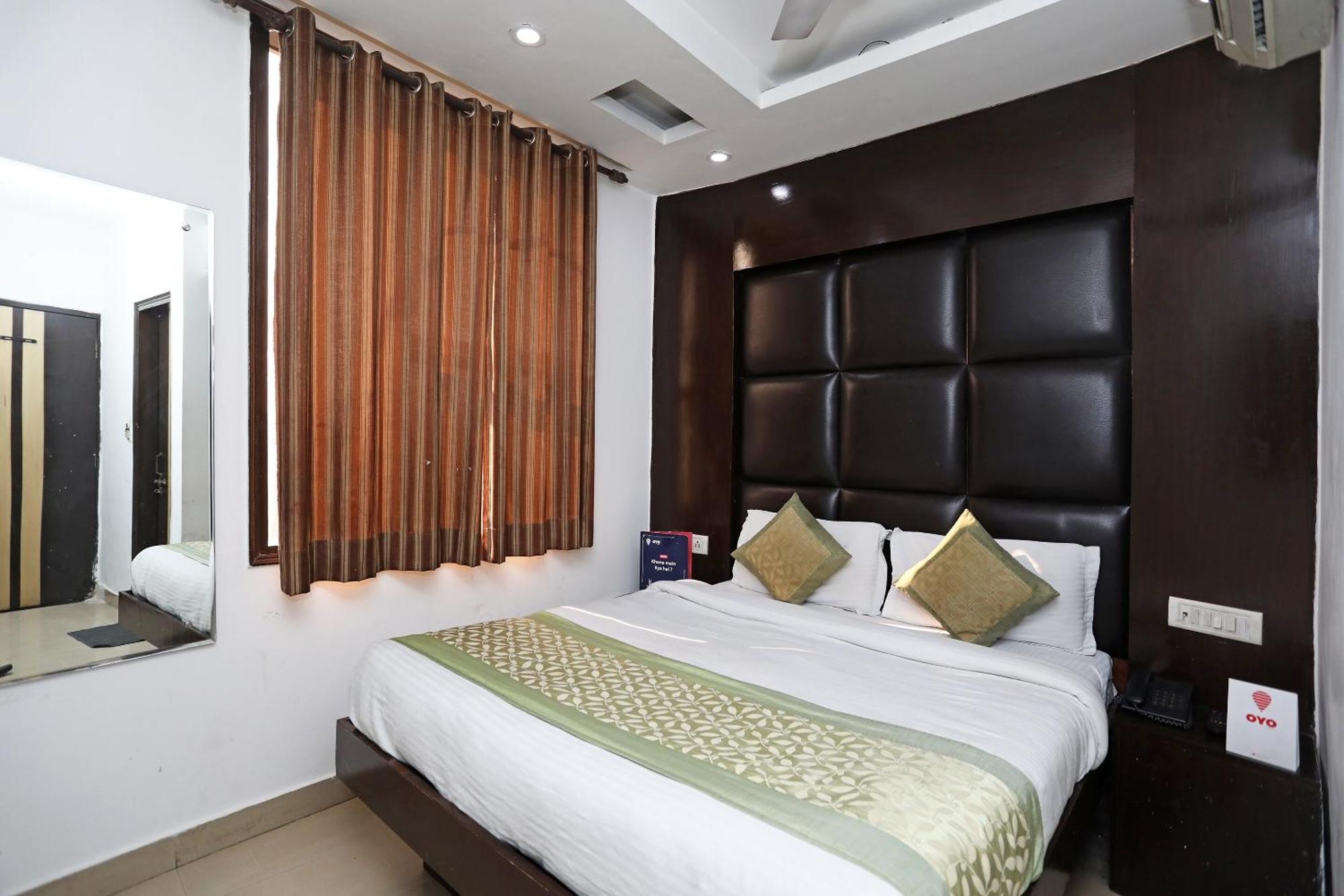 OYO 8933 Hotel CG International Neu-Delhi Exterior foto
